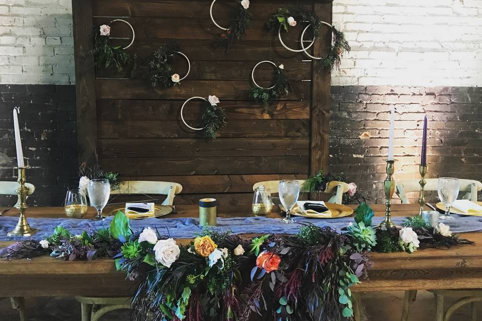 Head table at warehouse chic wedding
Dallas wedding