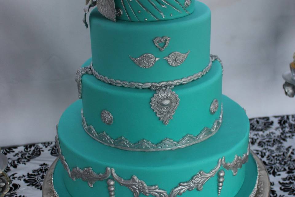 4 layered wedding cake