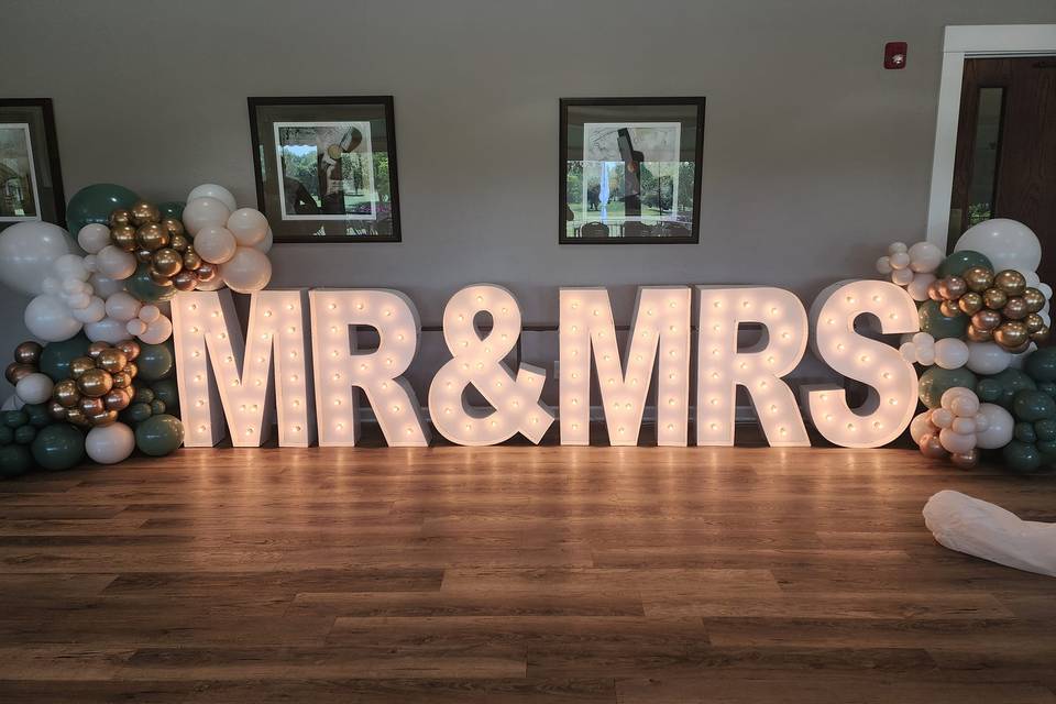 Mr.& Mrs.!