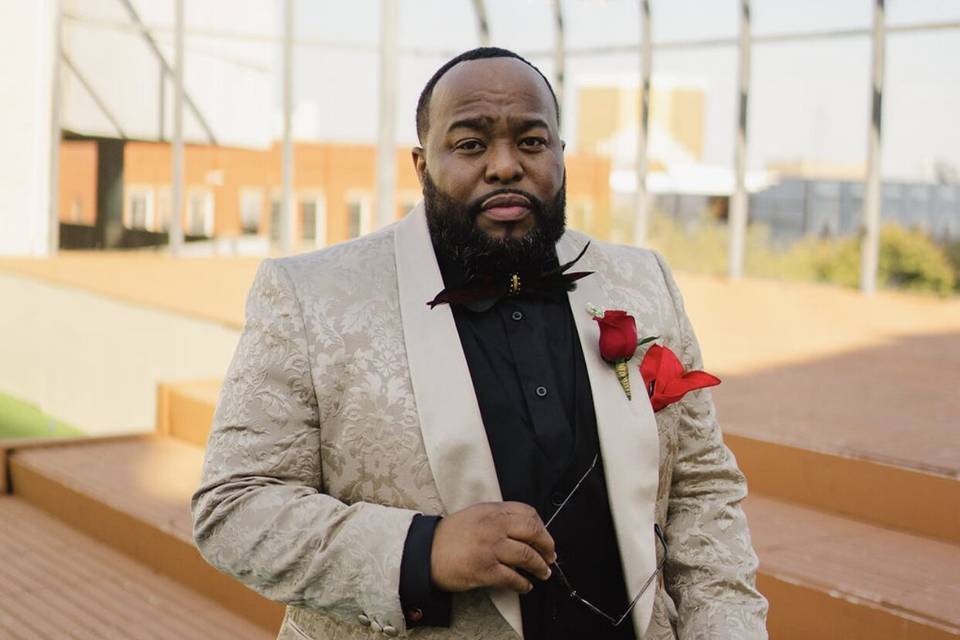Groom