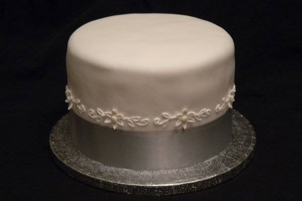 Single bride and groom cake