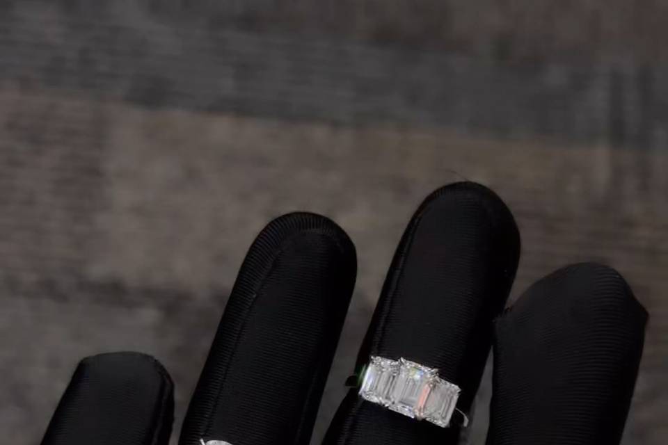 Allure Jewelry and Custom Design