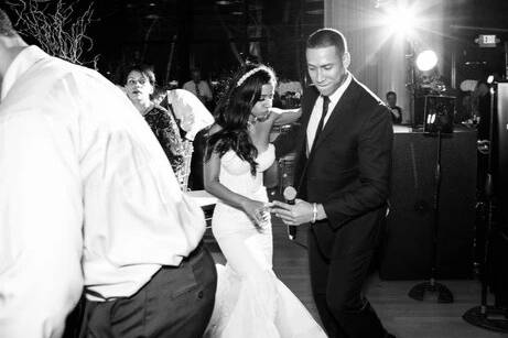 EC dancing with the bride