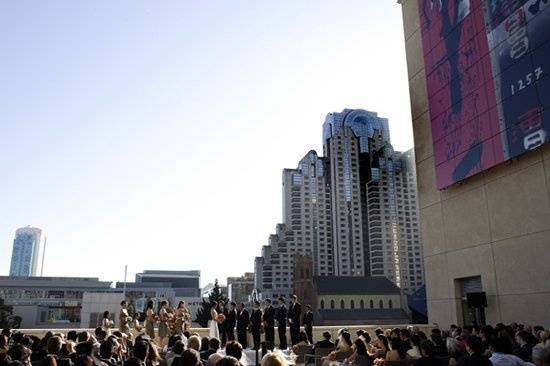 The terrace of the St. Regis Hotel in San Francisco is the backdrop for this September wedding.