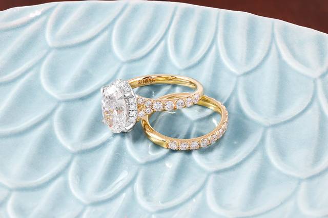 oval-diamond-14k-yellow-gold-engagement-ring-matching-diamond-band.jpg
