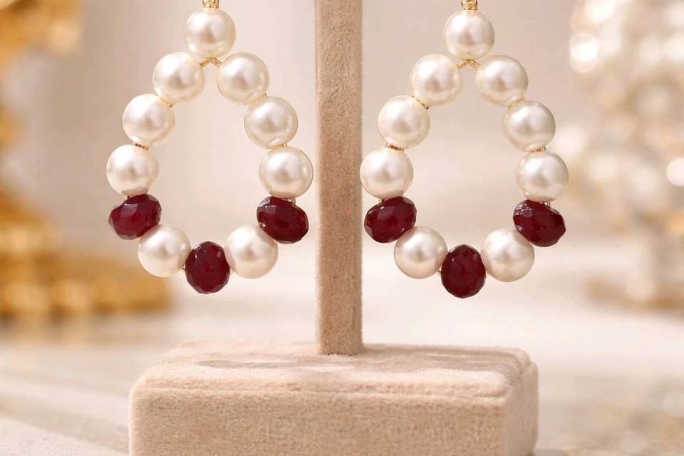 Classic pearl & garnet
