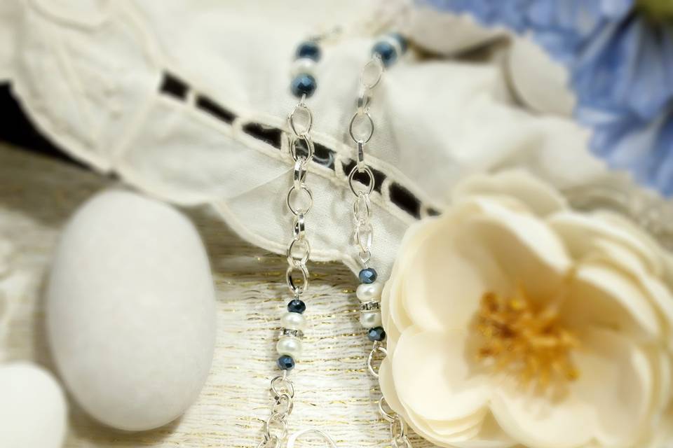 Siler chain and navy beads