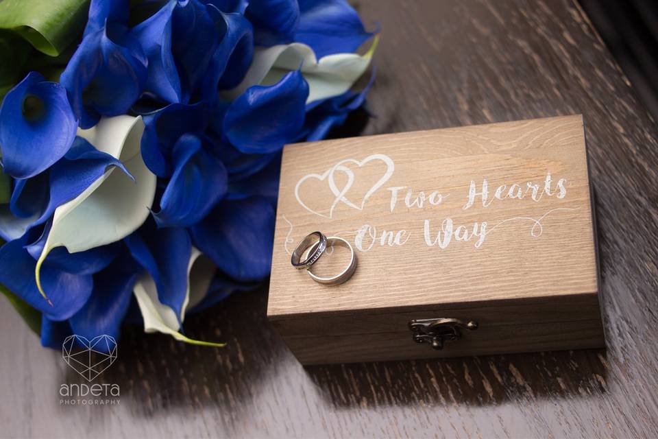 Wedding details by Andeta Phot