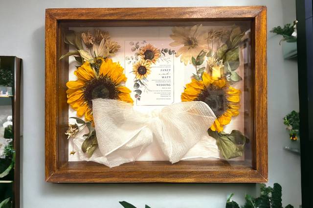 Medium custom shadow box