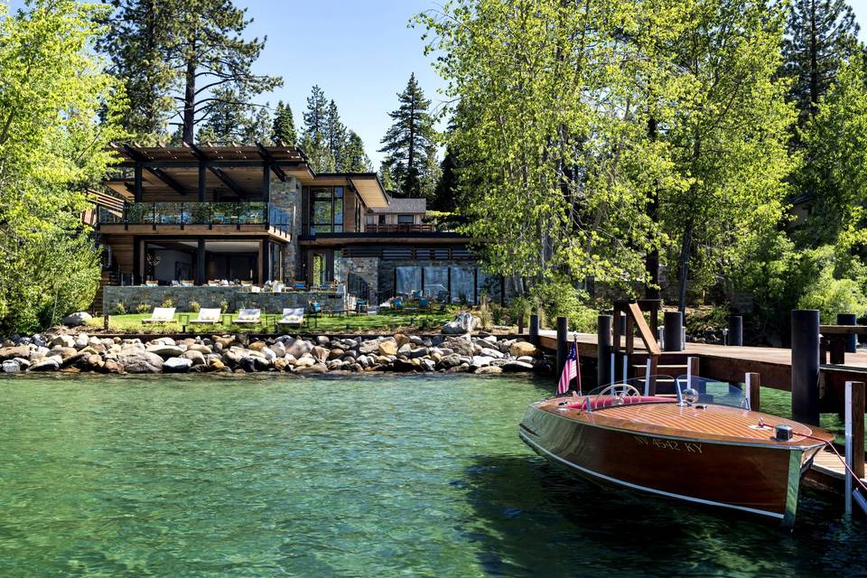 Lake Club Exterior