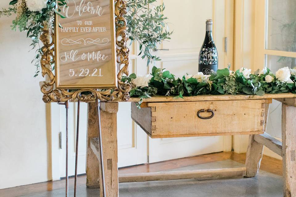 Welcome table