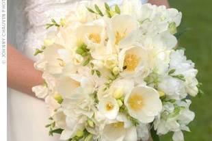 Brides & Bouquets