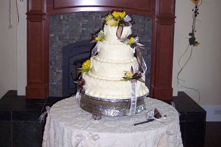 Mantel and Cake decore