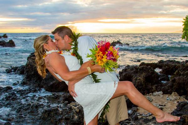 Beach kiss