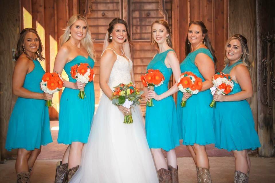 Bride and her bridesmaids | Photo credit VIP Creative Productions