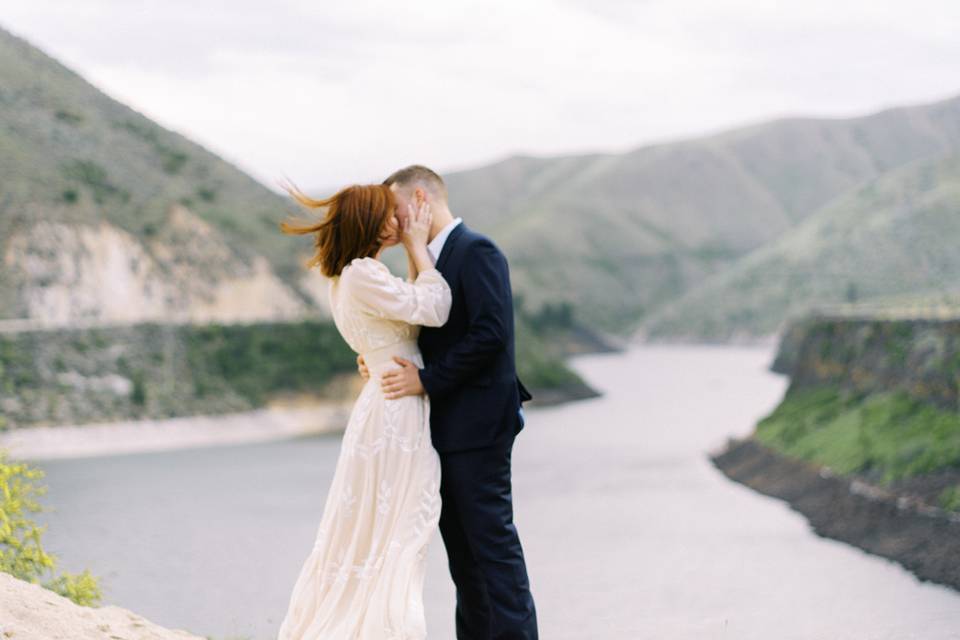 Spring engagement session