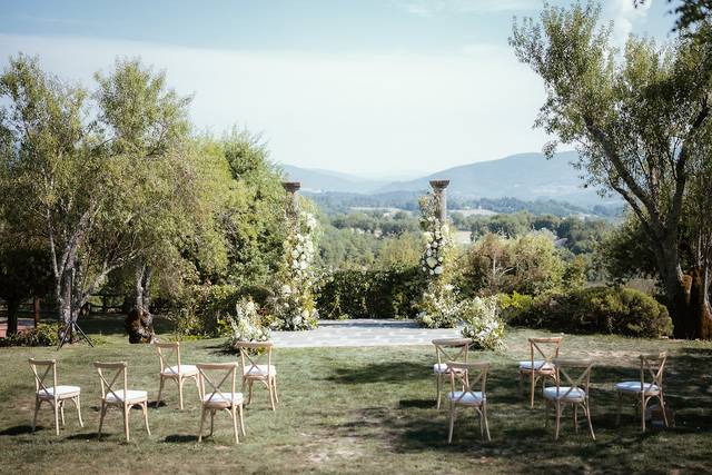 Outdoor ceremony