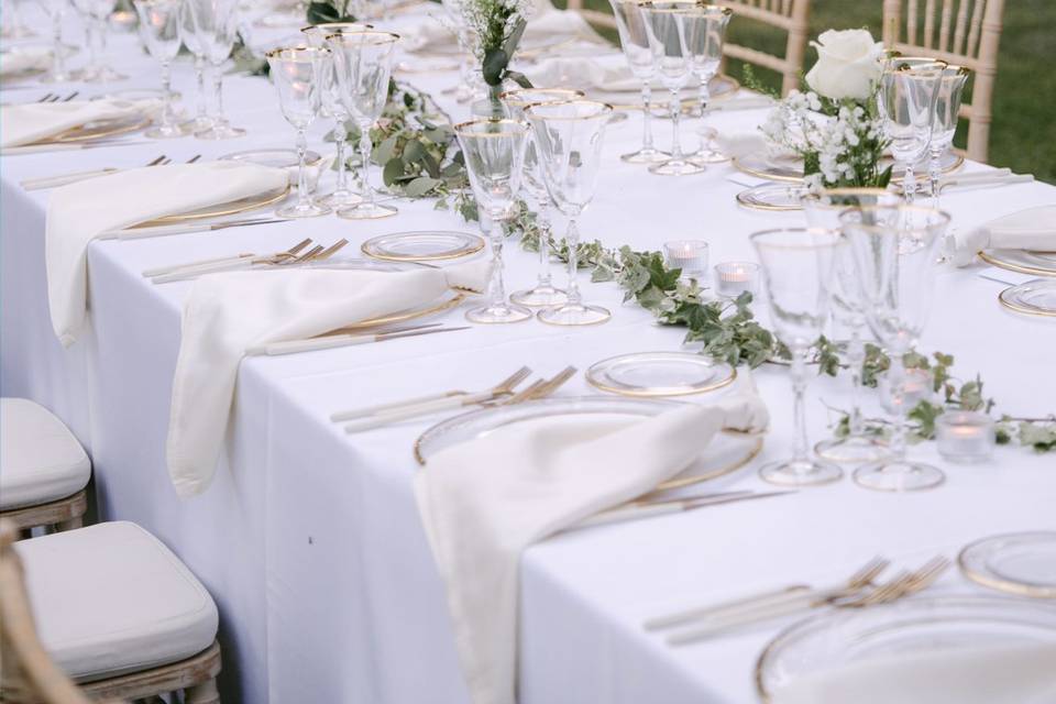 Reception table