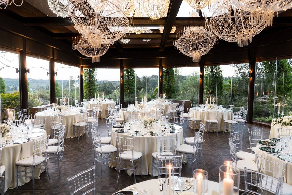 Wedding dinner table