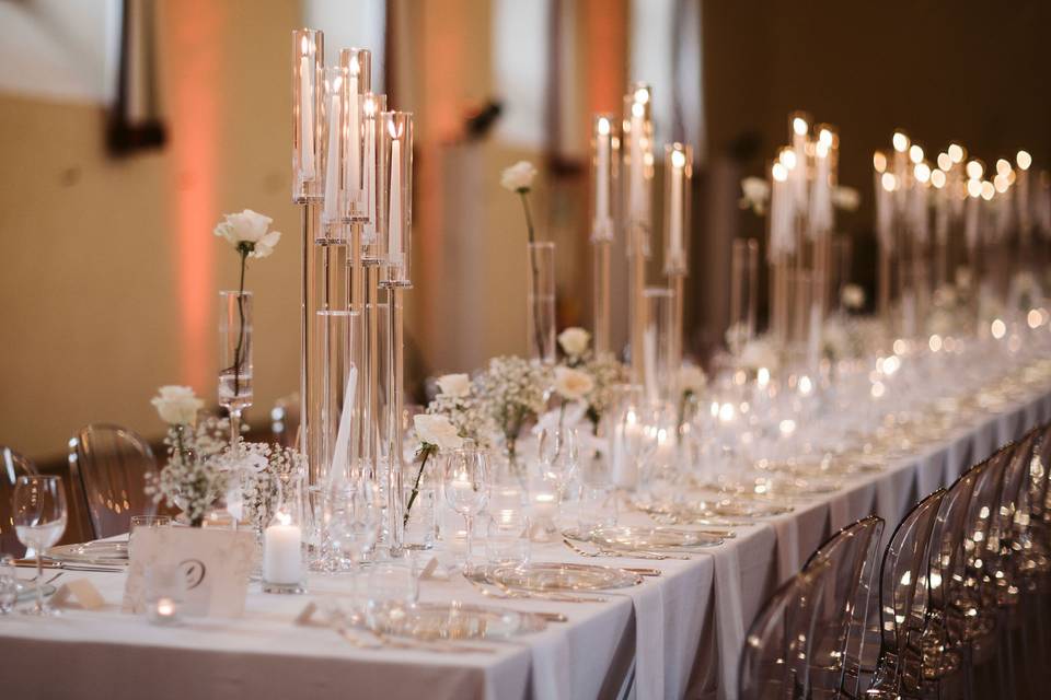 Imperial wedding table