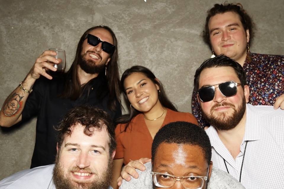 Allisen & The Wy's Guys