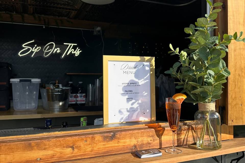 Sip on This Mobile Bar