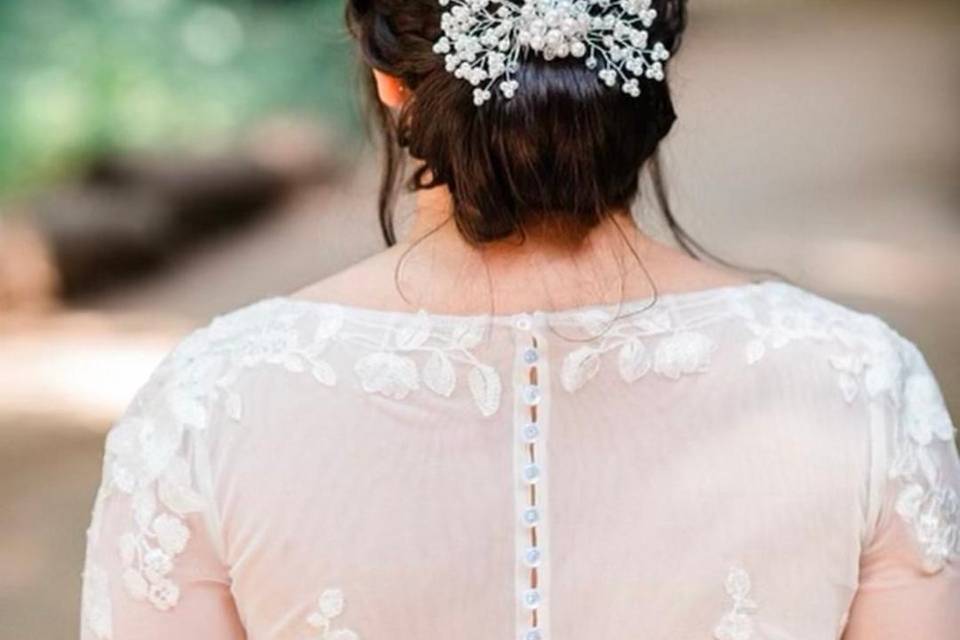 Simple updo back