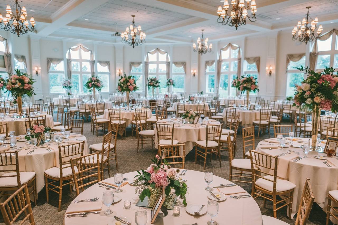 Irondequoit Country Club - Country Club Weddings - Rochester, NY ...