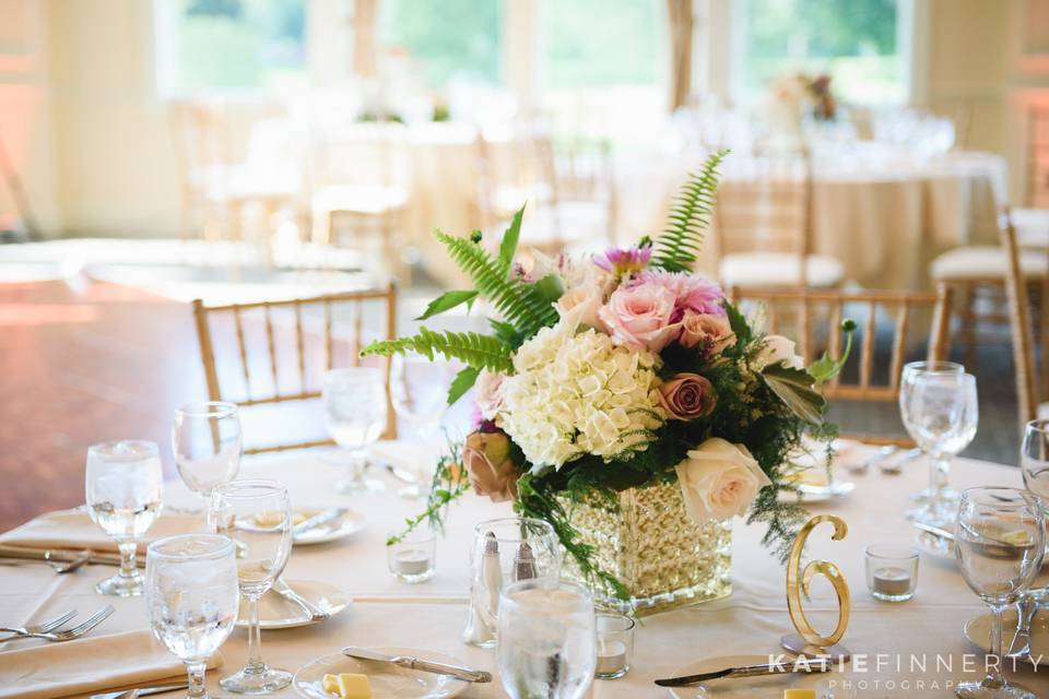 Table centerpiece close up - Katie Finnerty Photography