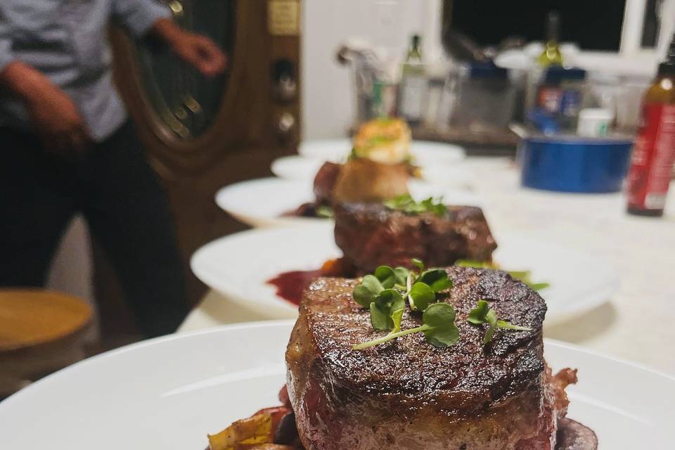 Seared filet mignon