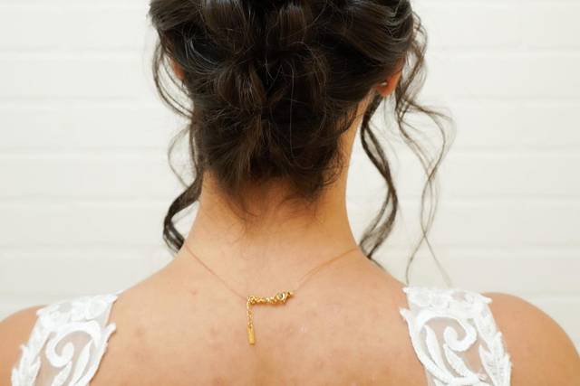 Hair updo