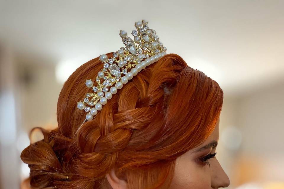 Hair updo