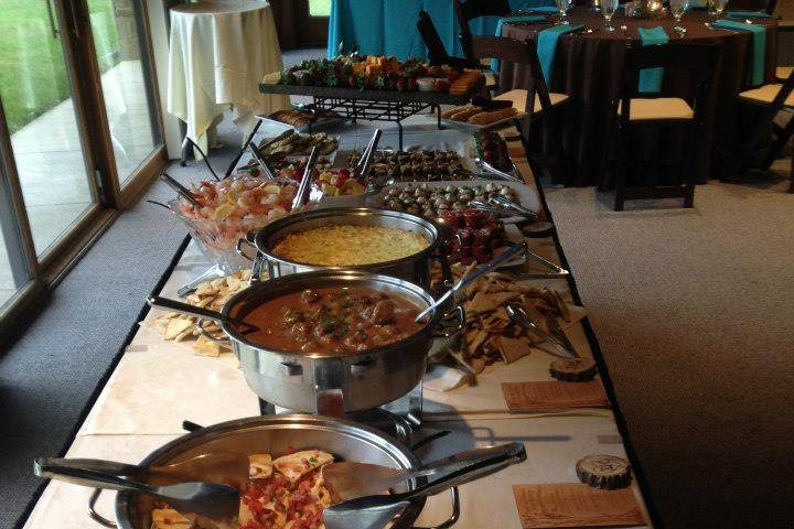 Plates and buffet