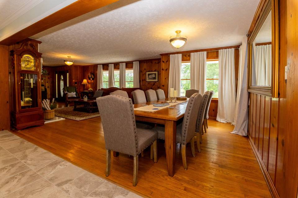 Heart of the Homeplace Lodging