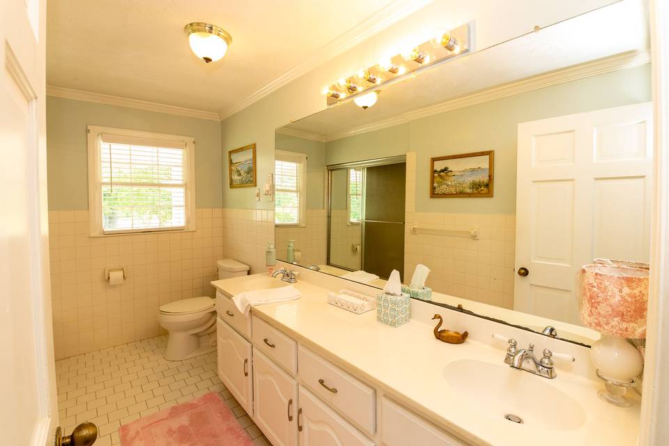 Heart of the Homeplace Lodging