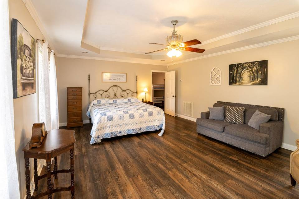 Master/Bridal Suite in lodging