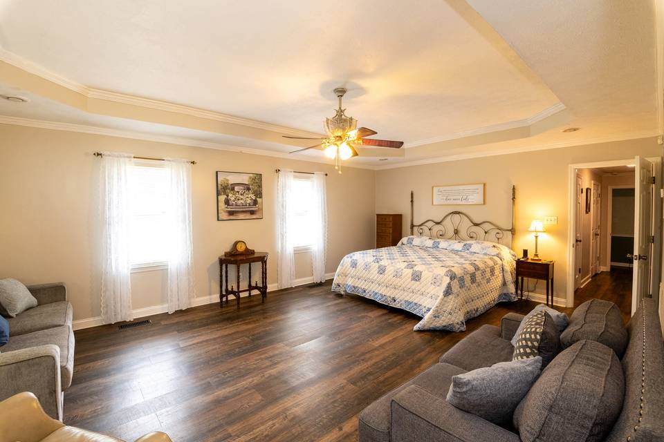 Master/Bridal Suite in Lodging