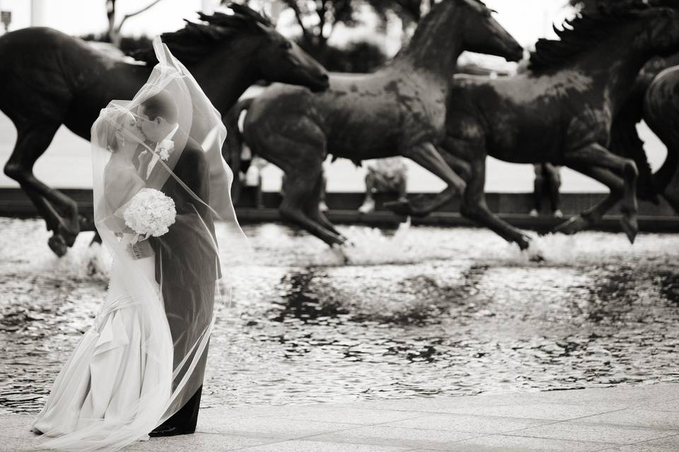 Iconic photo at the Mustangs of Las Colinas