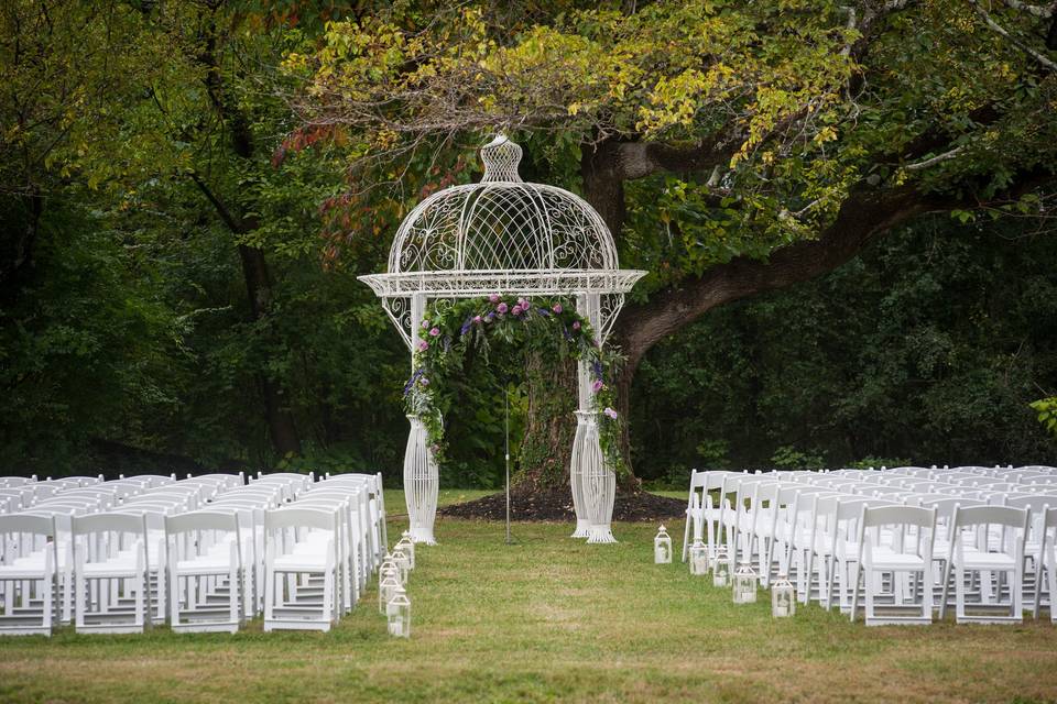 Wedding ceremony setting