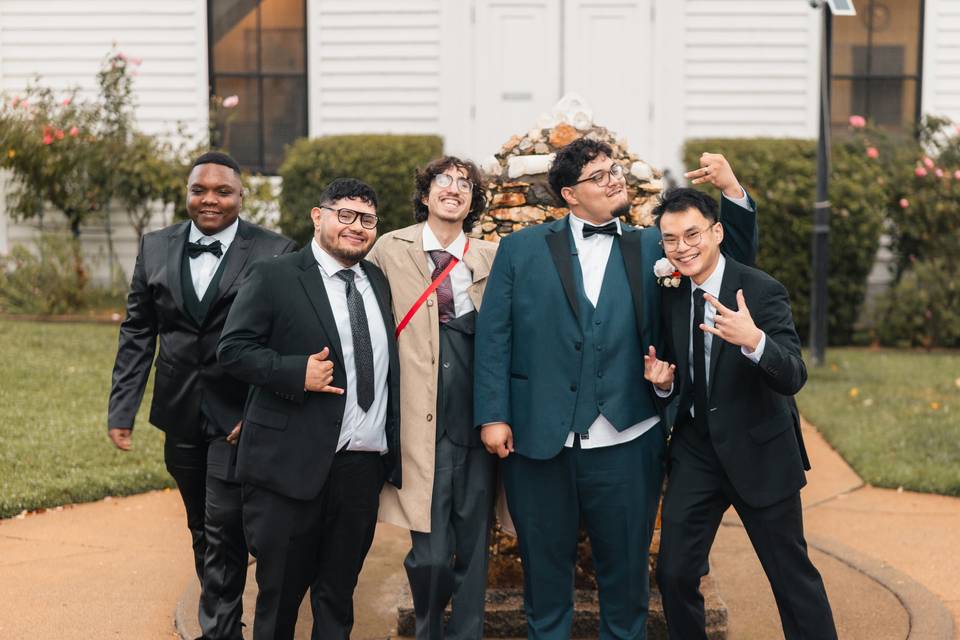 Kiss from the bride