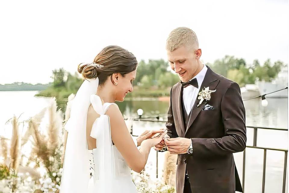 Wedding in drag