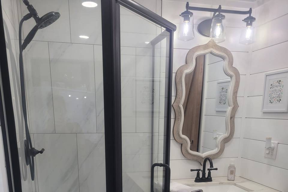 Shower/Sink