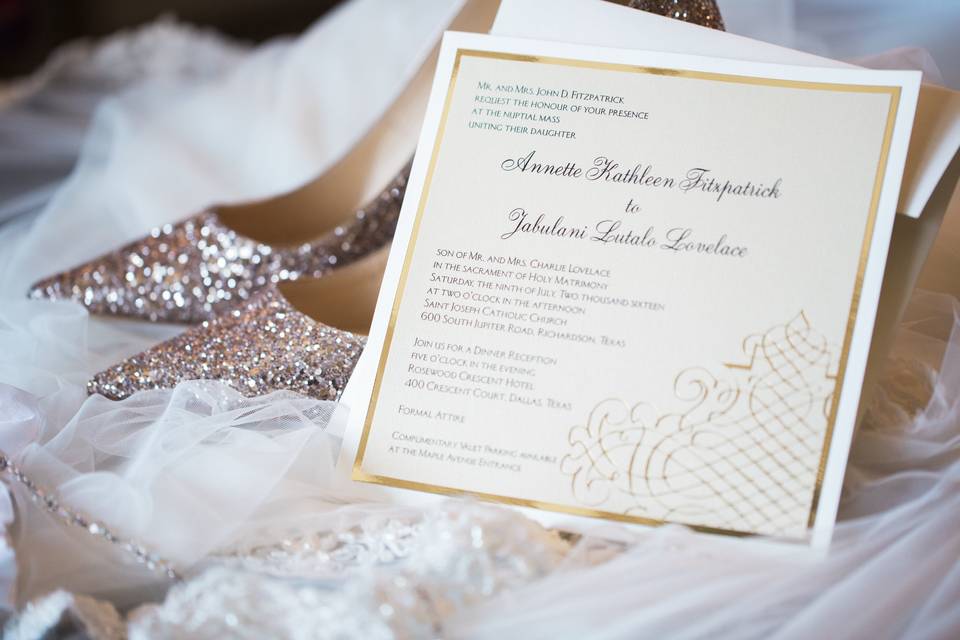 Elegant wedding invitation