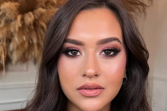 Full-glam look