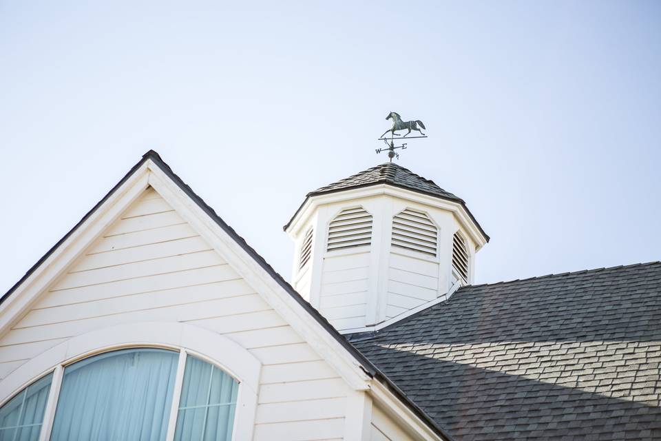 The Carriage House at Fallen Oaks Estate