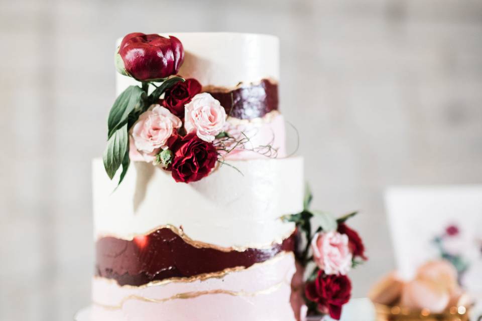 White and red wedding cake