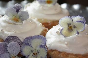 Vanilla Cream Petite Pies with Delicate Sugared Pansies