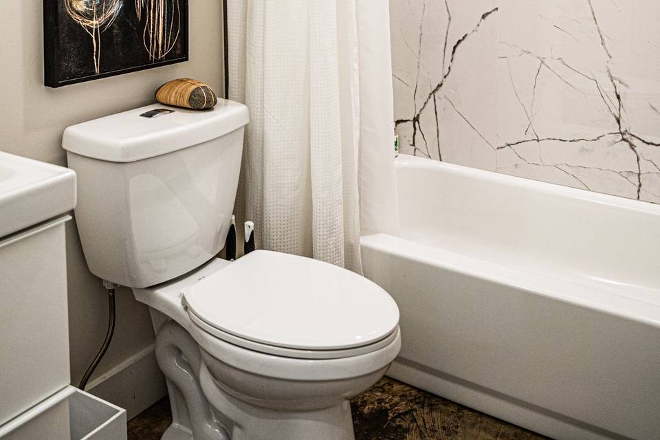 Bathroom 2- Gathering Barn