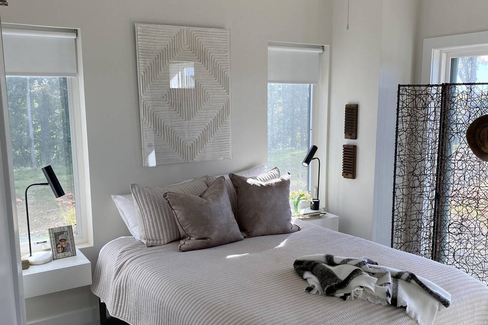 Main Bedroom- Gathering Barn