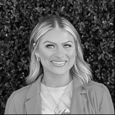 Nicole Davis